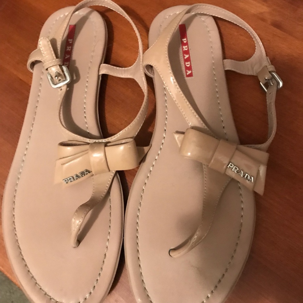 Prada Patent Leather Bow Thong Sandals Nude